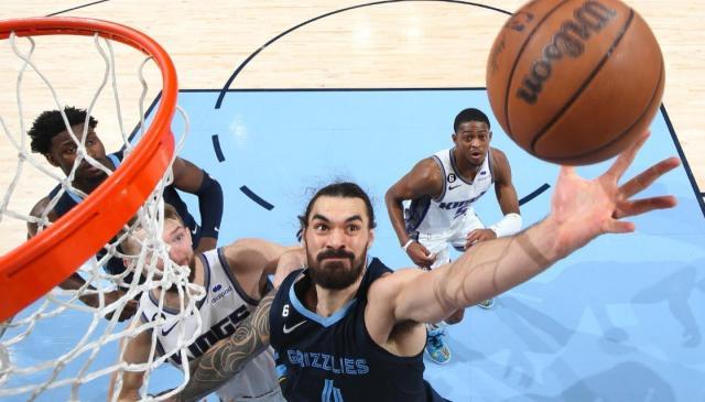 澳门真人百家乐官网-前场篮板数据比肩罗德曼 亚当斯正在创造历史